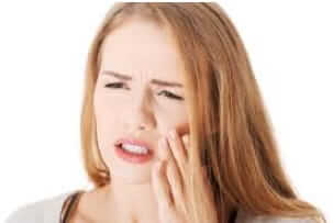 What To Do After a Tooth Extraction: The Do’s and Don’ts